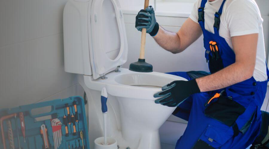 drain and sewer cleaning in Woodland Hills, CA